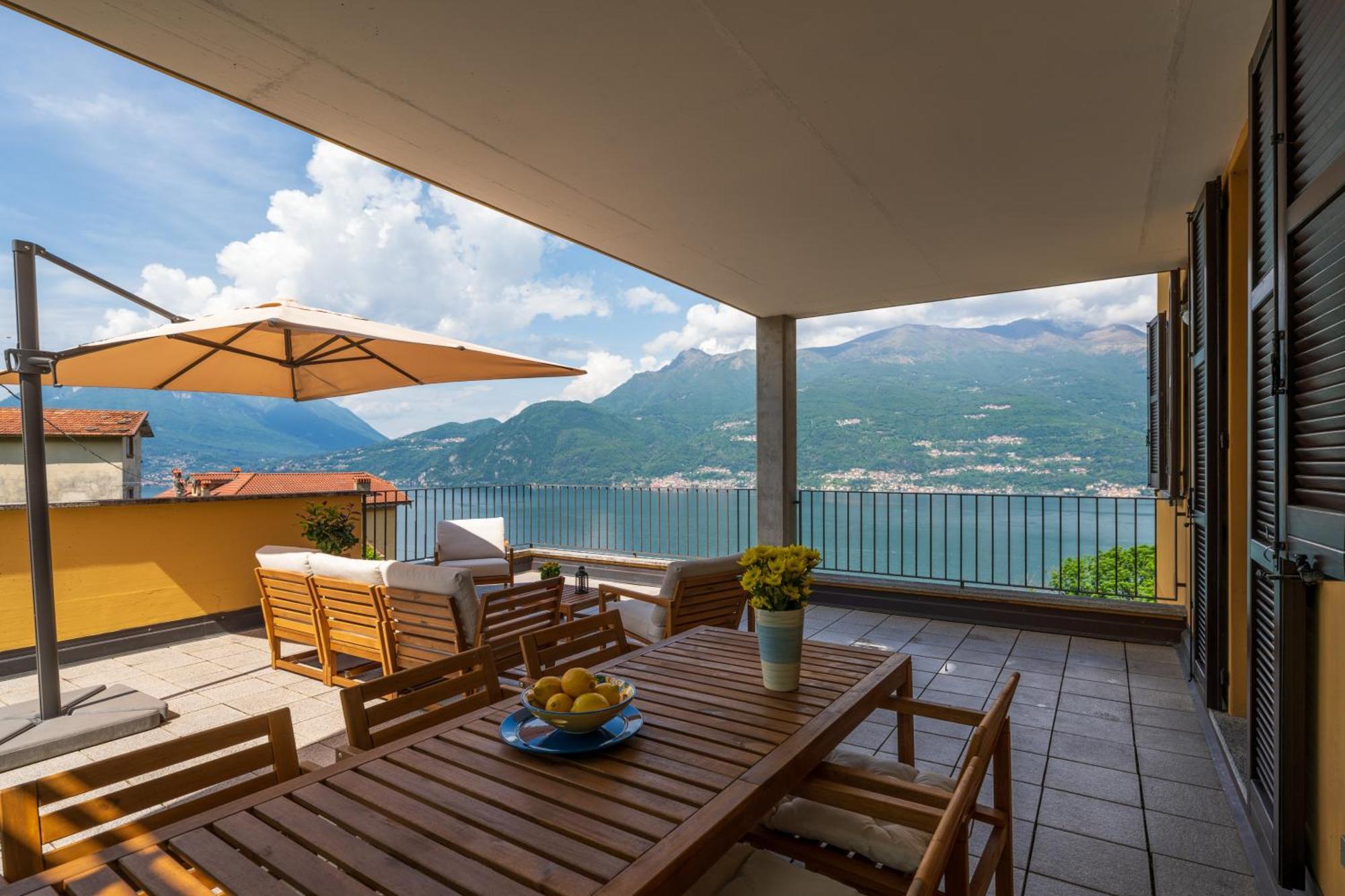 Stunning Apartment- Terrace And Swimming Pool Bellano Ngoại thất bức ảnh