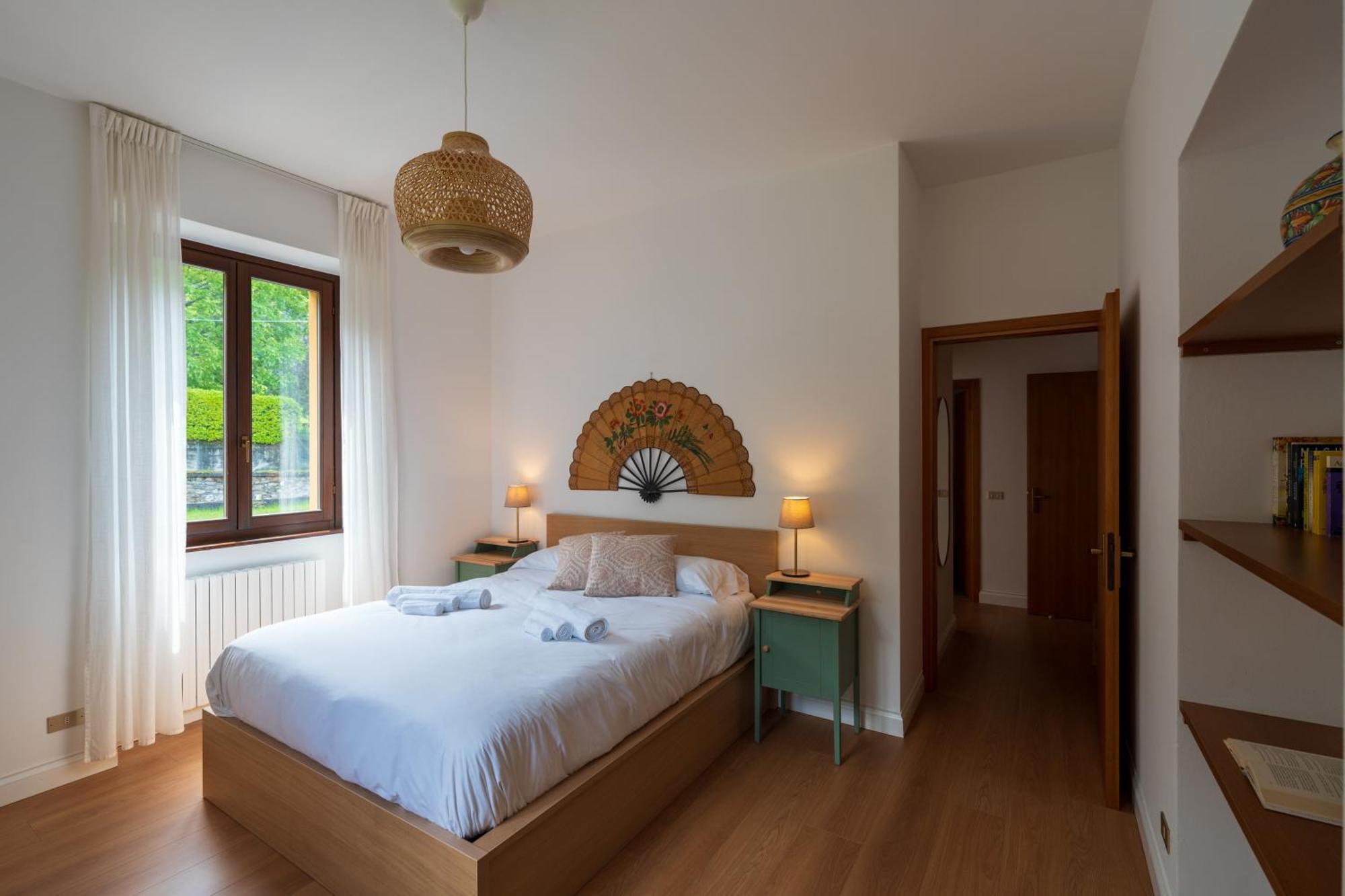 Stunning Apartment- Terrace And Swimming Pool Bellano Ngoại thất bức ảnh